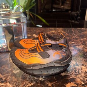 NWT Gotcha Cerdian Kids Black/Orange Quick-Dry Water - Size 12Y